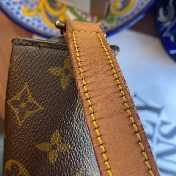 Authentic Saint Cloud GM In good condition - Picture 12 of 17